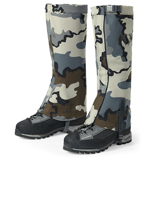 Front, Side View of Yukon HD Gaiters in Vias Camouflage
