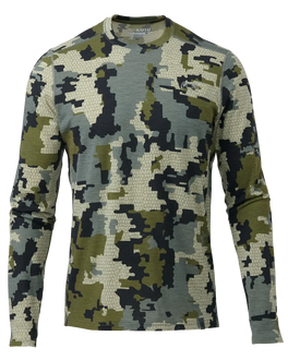 Front of ULTRA Merino 120 LT LS Crew Tee in Verde Camouflage