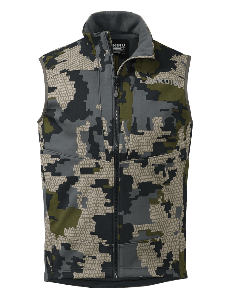 Front of Axis Vest in Verde Camouflage
