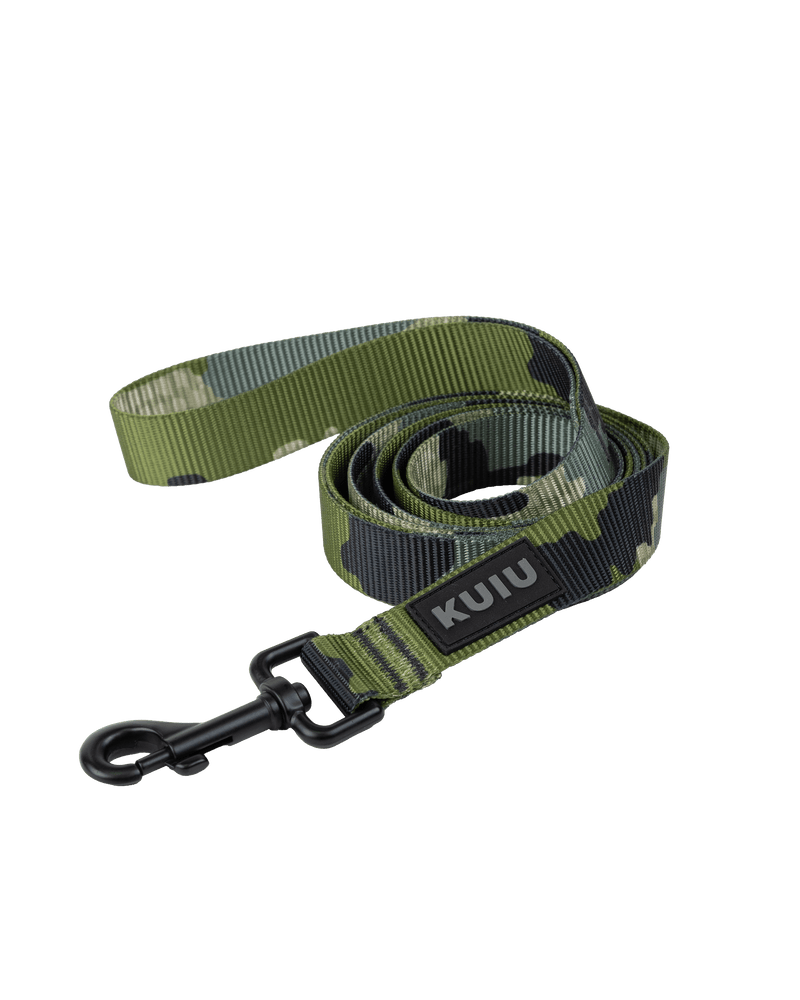 Camo Webbing Dog Leash in Verde Camouflage