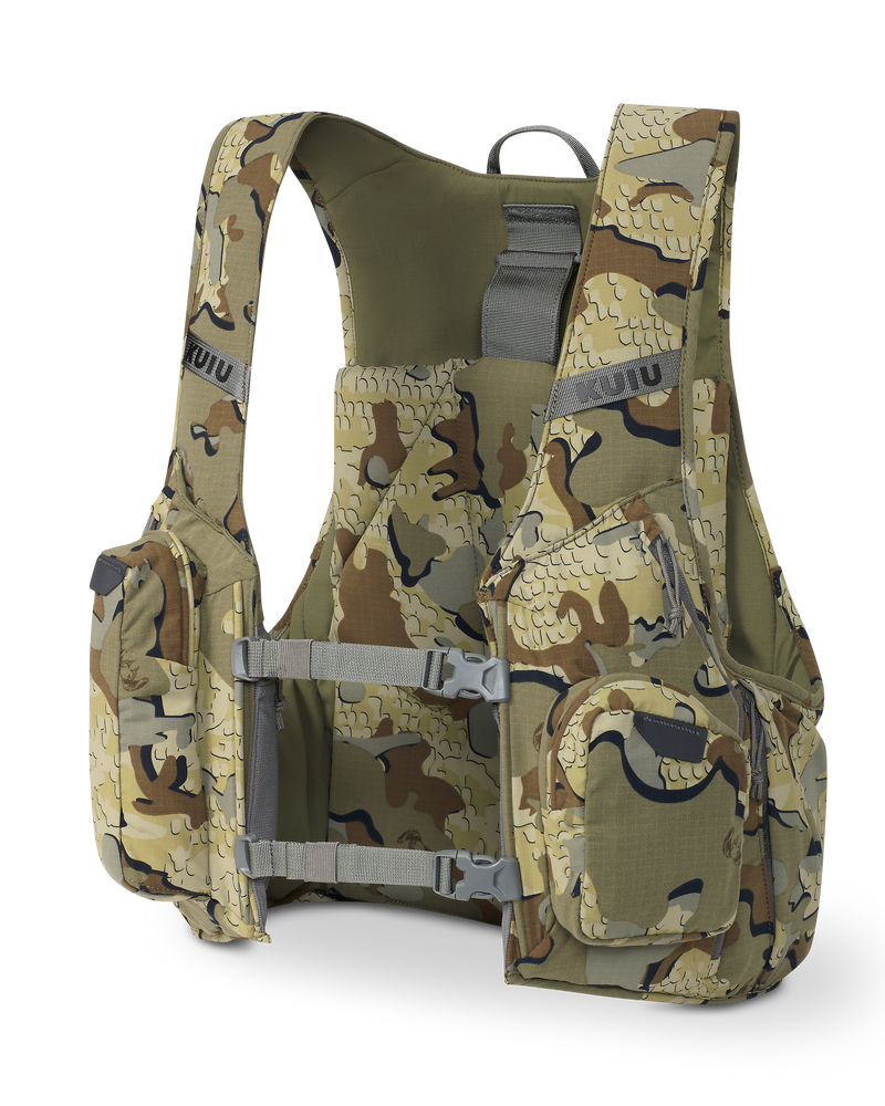 Front of Rival Turkey Vest in Valo Camouflage