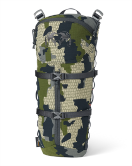 Front of PRO G3 Hydration Rig in Verde Camouflage