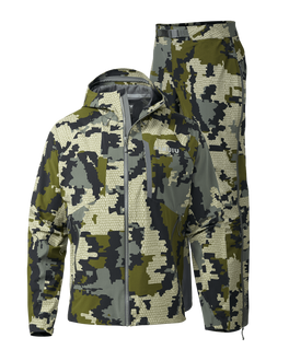 Frontal picture showing both the Chugach TR Rain Jacket and Chugach TR Rain Pant in Verde Camouflage