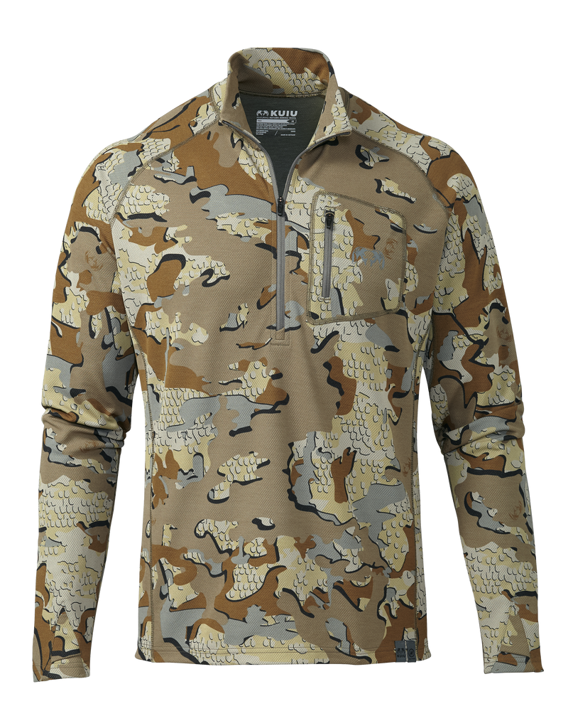 Front of PRO Merino 200 Zip-T in Valo Camouflage on mannequin
