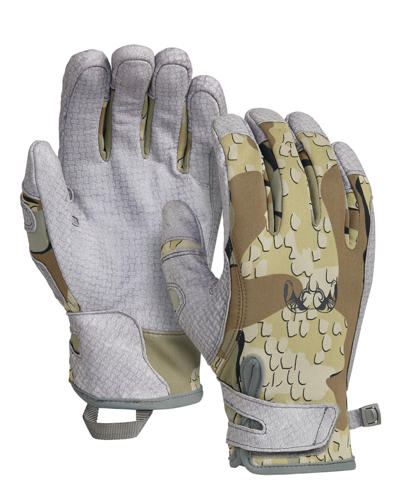 Front and Back of Guide X Glove in Valo Camouflage